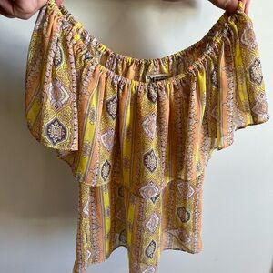 Show me your mumu off shoulder top great condition